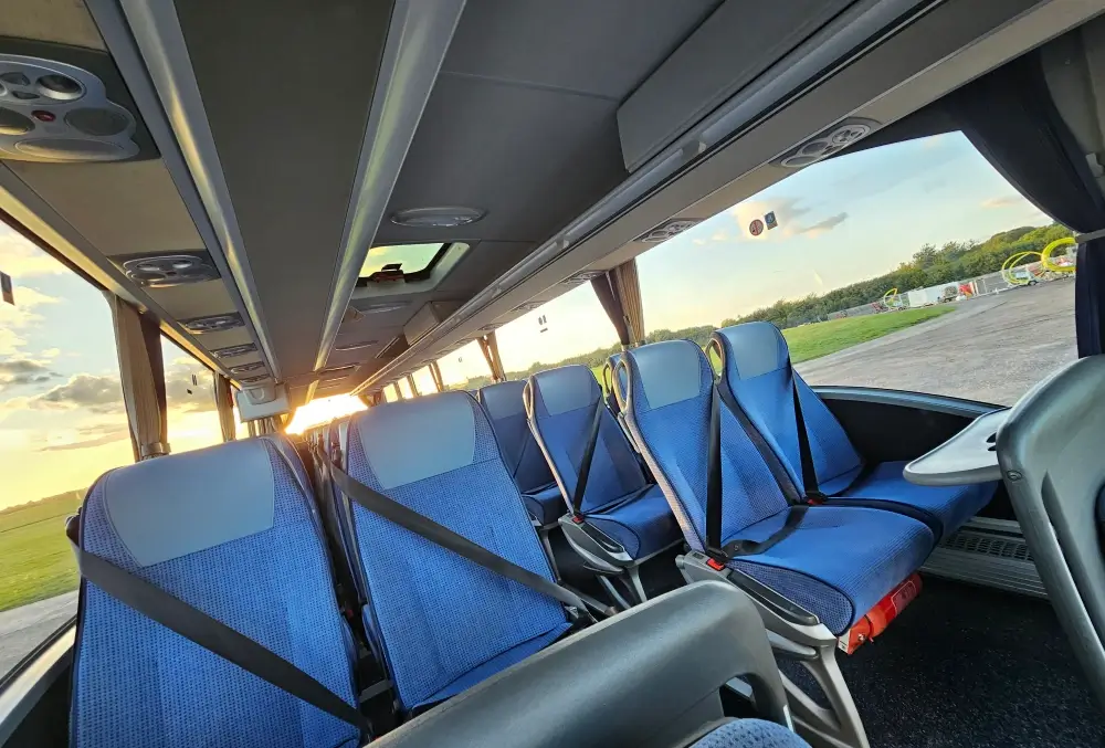 Reliable 16 seater minibus hire for airport transfers UK