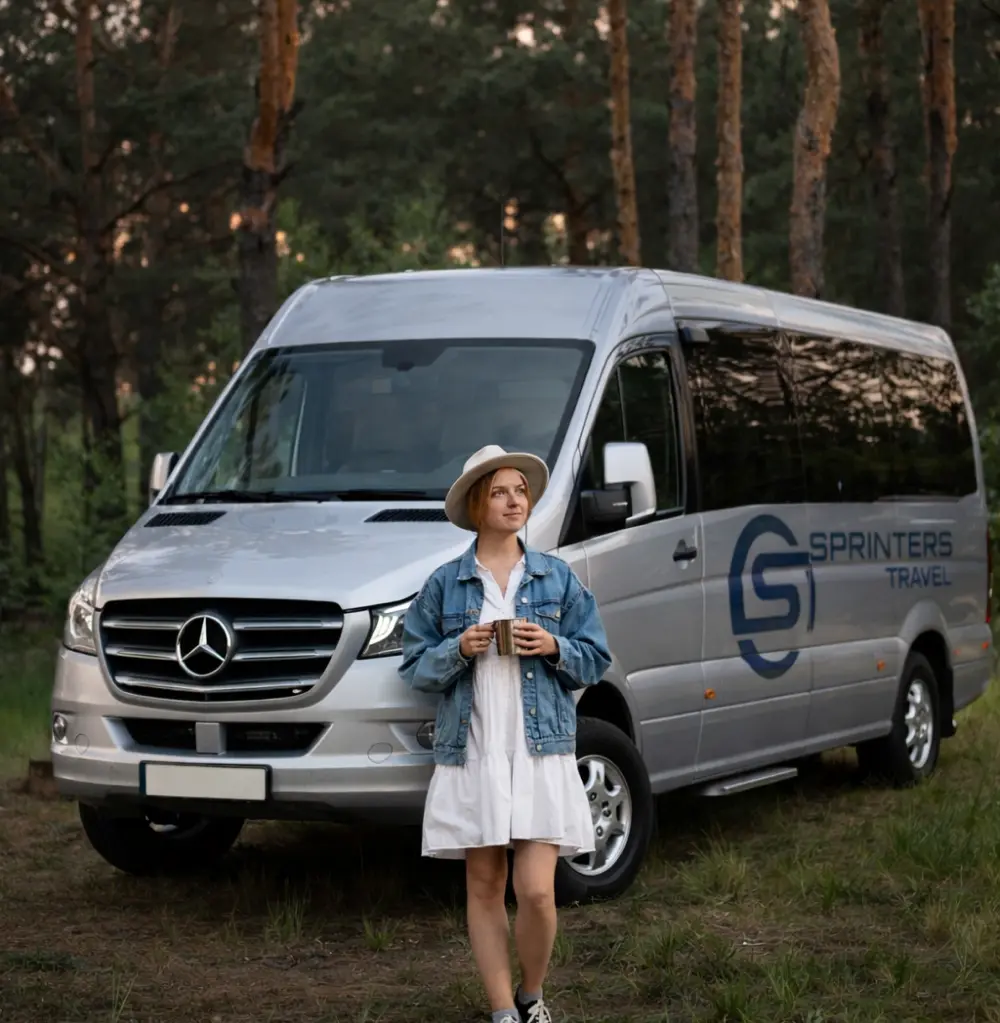 Mercedes minibus hire for executive and group travel