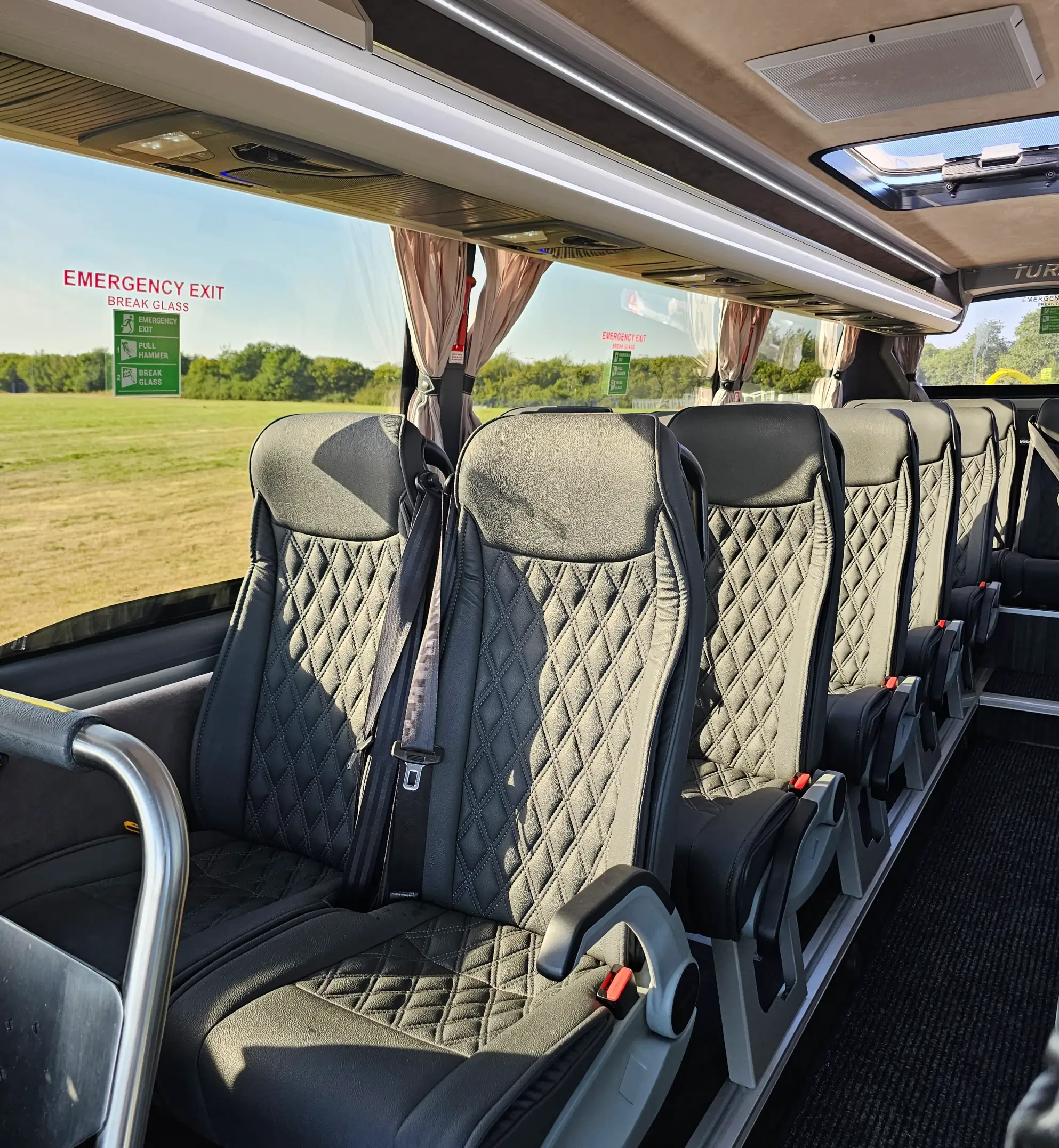 Sprinters Travel welcomes passengers with premium coach services